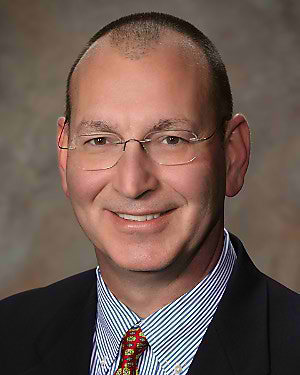 Robert J. Barnes, MD practices Ophthalmology in Aurora