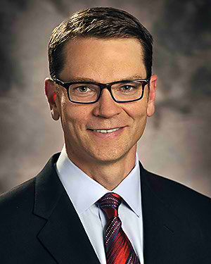 Jonathan Tueting, MD practices Orthopedics (Hand, Wrist and Elbow), Orthopaedic Surgery, and Sports Medicine in Aurora and Yorkville