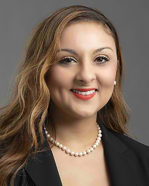 Deana S. Shenaq, MD practices Plastic Surgery in Chicago and Oak Park