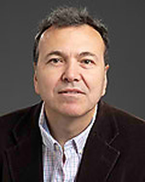 Celalettin Ustun, MD practices Hematology in Chicago and Oak Park