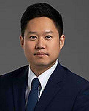 Sungho Lim, MD practices Surgery (Vascular) and Surgery in Aurora, Chicago, and Oak Park
