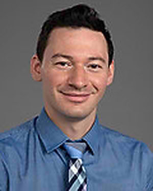 Dmitriy Cherny, MD practices Rheumatology and Internal Medicine in Chicago