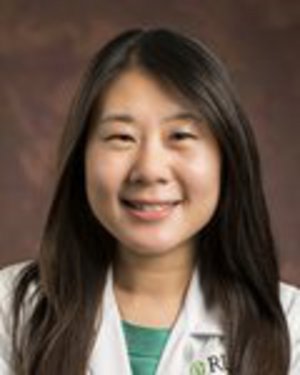 Yoona Rhee, MD practices Infectious Disease in Chicago
