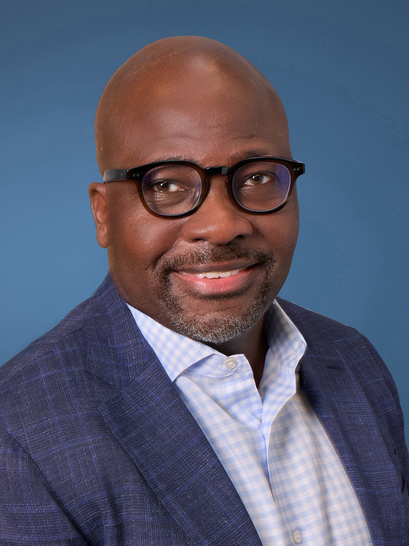 Amos O Adelowo, MD practices Ob/Gyn-Pelvic Medicine & Reconstructive Surgery in Framingham, Milford, and Southborough