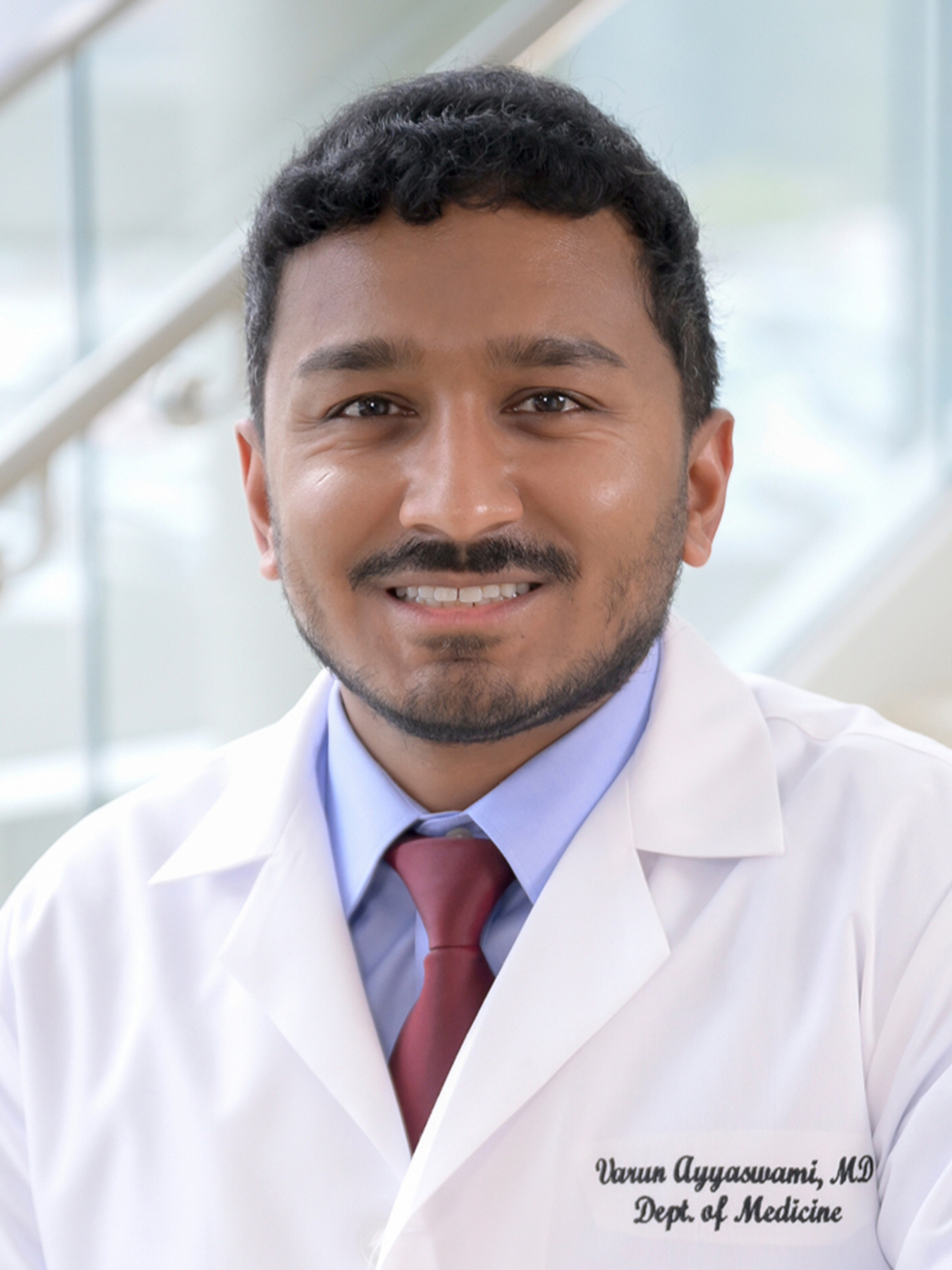 Varun Ayyaswami, MD practices Internal Medicine and Primary Care in Worcester